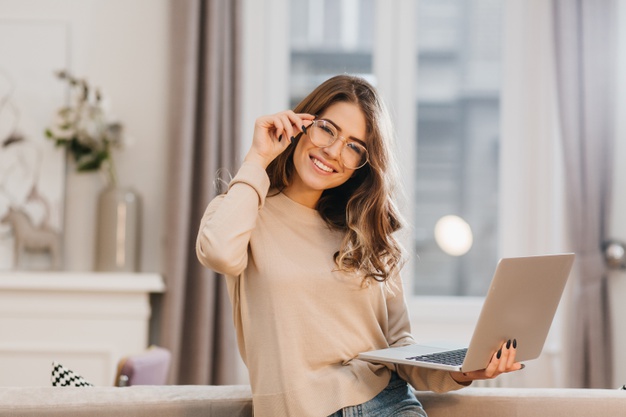 Quanto Cobrar como Freelancer Iniciante? Veja 6 Fórmulas Simples
